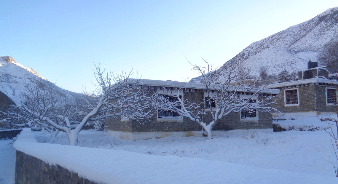 Snowfall in Jomsom (photo feature)